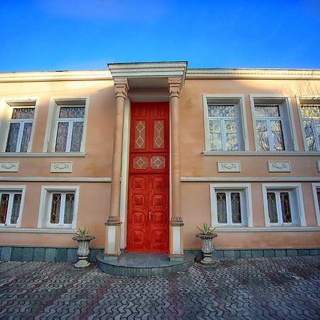 Apartment Gardenia Кутаиси Екстериор снимка