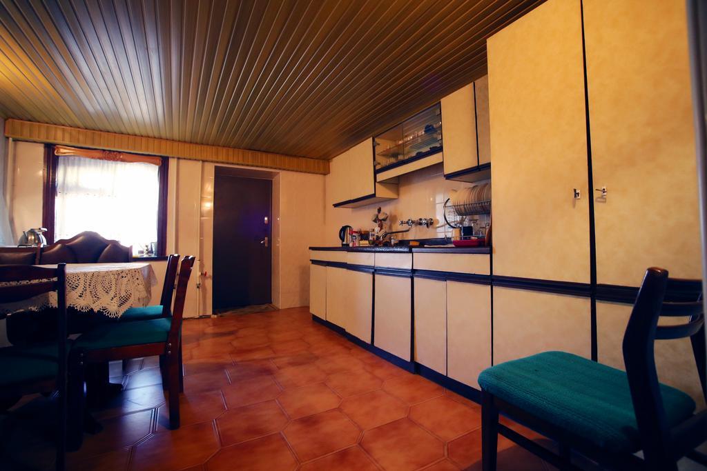 Apartment Gardenia Кутаиси Екстериор снимка